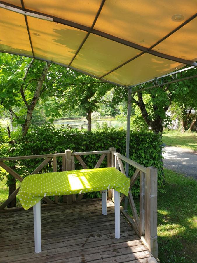 Hotel Le Moulin du Bleufond à Montignac-Lascaux Extérieur photo