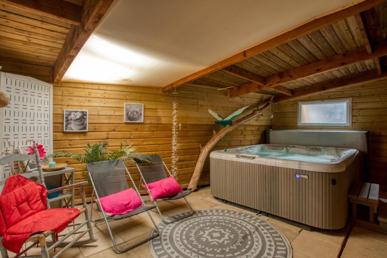 Hotel Le Moulin du Bleufond à Montignac-Lascaux Extérieur photo